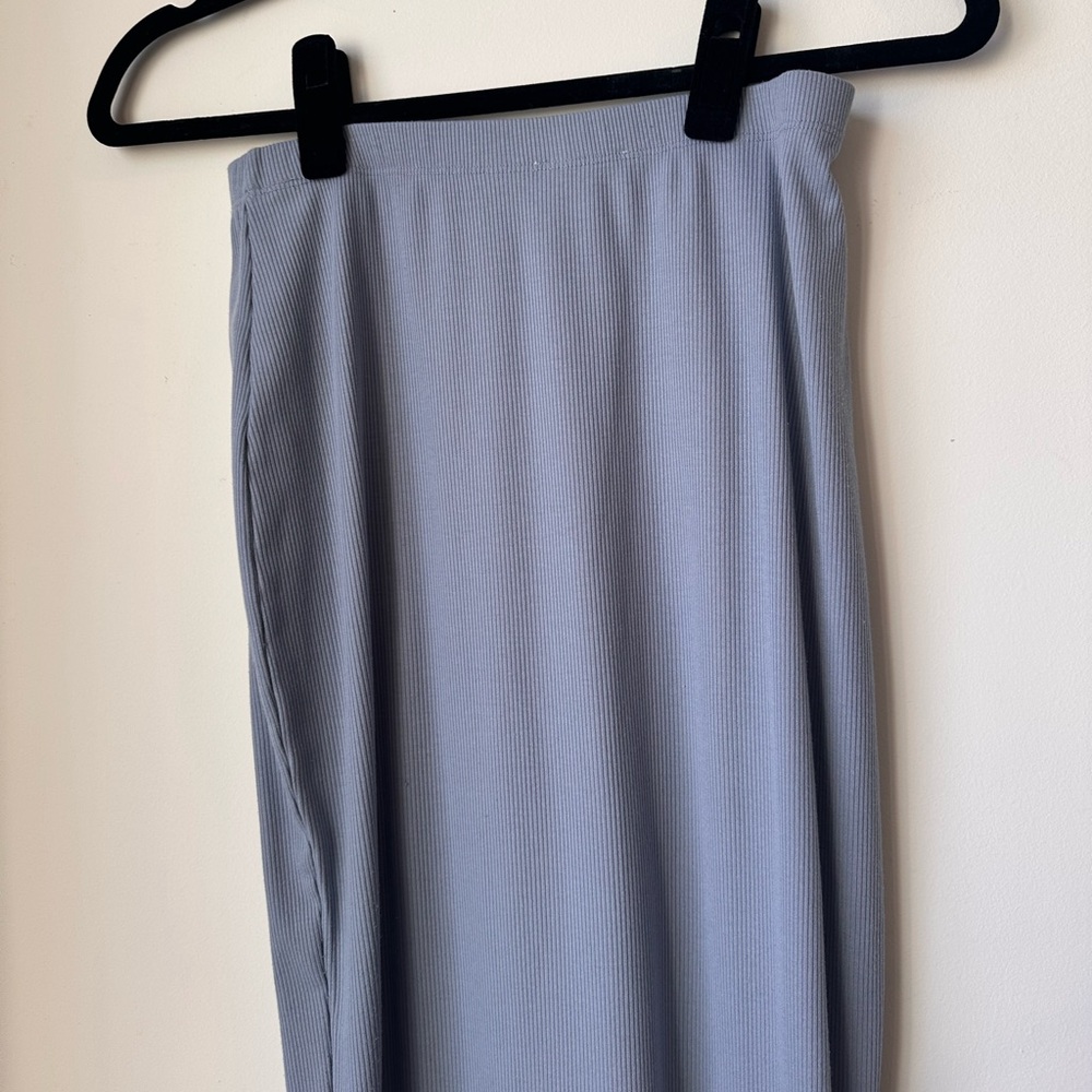 Superdown Lena Midi Set in Dusty Blue size Small - Picture 11 of 15